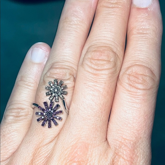 Beautiful Champagne and Purple Diamond Ring - Picture 2 of 5